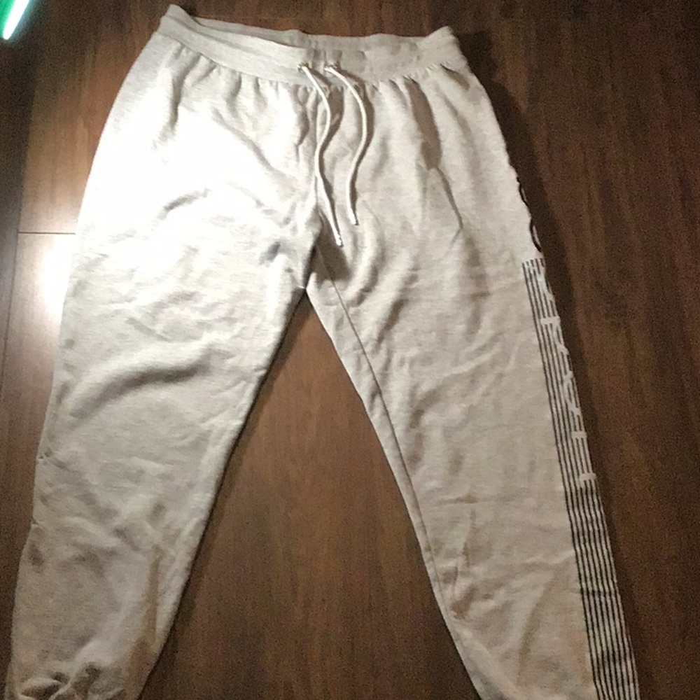 Women’s Bebe jogging pants - size Large